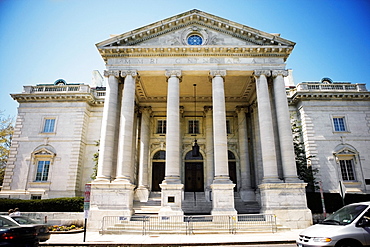 Low angle view of a building, Memorial Continental Hall, Washington DC, USA