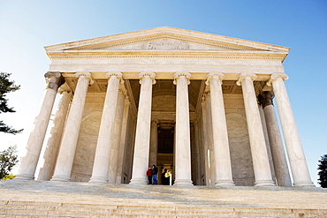 Low angle view of the Thomas Jefferson Memorial, Washington DC, USA