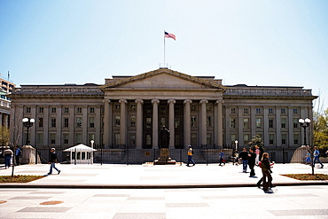 Facade of US Treasury Department Building, Washington DC, USA