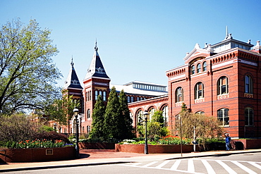 Facade of Smithsonian Institution, Smithsonian Castle, Washington DC, USA