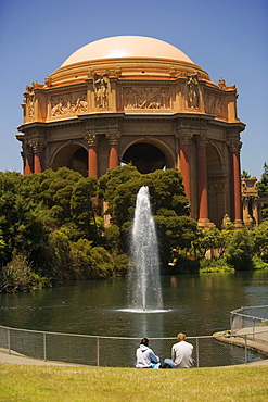 Panoramic view of a fountain and rotunda, The Exploratorium, San Francisco, California, USA