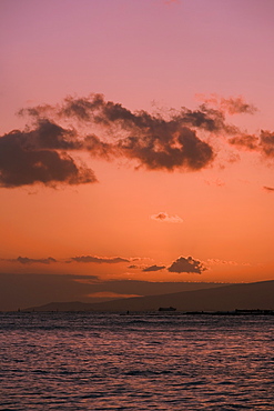 Clouds over the sea, Waikiki Beach, Honolulu, Oahu, Hawaii Islands, USA