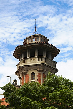 Low angle view of a building, Recoleta, Buenos Aires, Argentina