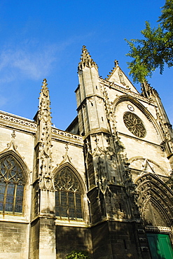 Low angle view of a basilica, St. Michel Basilica, Quartier St. Michel, Vieux Bordeaux, Bordeaux, France