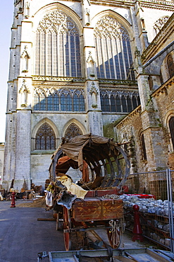 Cart in front of a cathedral, Le Mans Cathedral, Le Mans, France