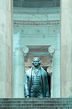 Thomas Jefferson statue at a memorial, Jefferson Memorial, Washington DC, USA