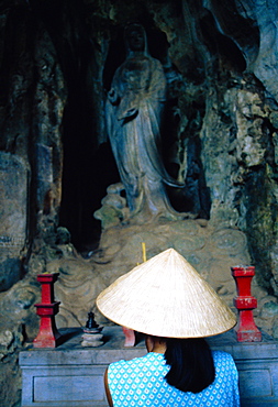 Cave temple, Marble Mountain, Danag, Vietnam