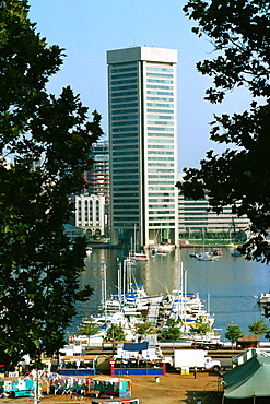 Baltimore harbor and World Trade Center in the background, Maryland