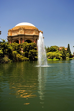 Panoramic view of a fountain and rotunda, The Exploratorium, San Francisco, California, USA