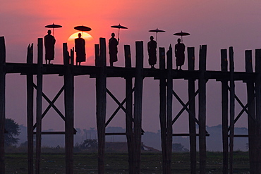 Monks on the U Bein Bridge, Amarapura, Myanmar, U Bein Bridge, Amarapura, Myanmar