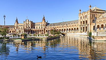 Plaza de Espana, the renaissance revival buildings around a large lake in the centre of Sevilla, Seville, Andalucia, Spain