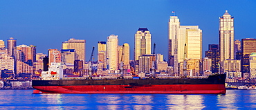 Freighter near cityscape, Seattle, Washington, United States, Seattle, Washington, USA