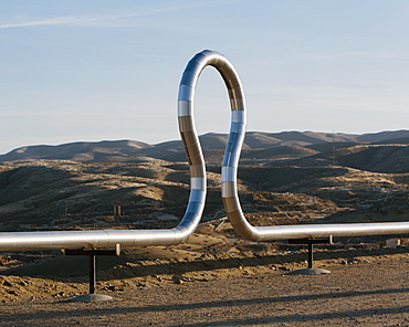 Crude oil extraction from Monterey Shale near Bakersfield, McKittrick, Kern County, California, USA