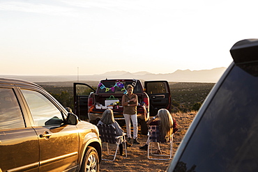 extended family camping out, Galisteo Basin