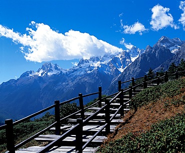 Jade Dragon Snow Mountain in Lijiang, Yunnan