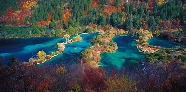 Shuzheng Lake in Jiuzhaigou, Sichuan