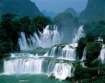 Detian Waterfall, Guangxi