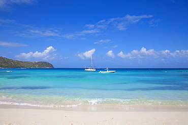 Big Sands beach at Belmont Bay, Union Island, The Grenadines, St. Vincent and The Grenadines, West Indies, Caribbean, Central America