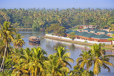 Houseboat on Backwaters, Alappuzha (Alleppey), Kerala, India, Asia