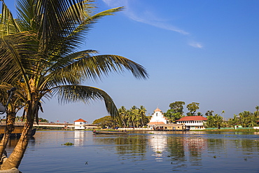 Church, Backwaters, Alappuzha (Alleppey), Kerala, India, Asia