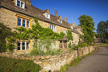 Lower Slaughter village, The Cotswolds, Gloucestershire, England, United Kingdom, Europe