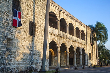 Plaza Espana, Alcazar de Colon, Colonial Zone, UNESCO World Heritage Site, Santo Domingo, Dominican Republic, West Indies, Caribbean, Central America