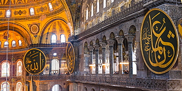 Inside Hagia Sophia, which has been a church, a mosque and is now a museum, UNESCO World Heritage Site, Istanbul, Turkey, Europe