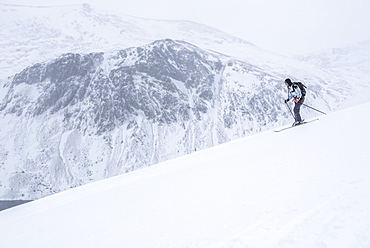 Ski touring at Loch Avon on the River Avon, Cairngorms National Park, Scotland, United Kingdom, Europe