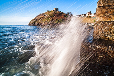 Criccieth Castle, above Criccieth Beach, Gwynedd, North Wales, Wales, United Kingdom, Europe