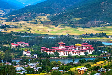 Punakha Dzong, the second largest and second oldest dzong in Bhutan, Punakha, Bhutan, Asia