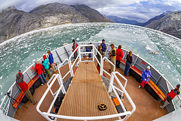 Guests from the Lindblad Expeditions ship National Geographic Sea Bird in Glacier Bay National Park, UNESCO World Heritage Site, Southeast Alaska, United States of America, North America