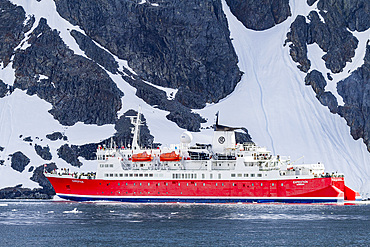 Expedition ship Expedition operating from Ushuaia, Argentina to the Antarctic Peninsula in Antarctica, Southern Ocean, Polar Regions