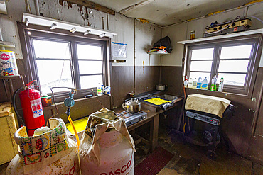 Views of the Chilean Antarctic refuge hut Jorge Bonnen Rivera situated on Hut Point on the Antarctic Peninsula, Antarctica, Polar Regions