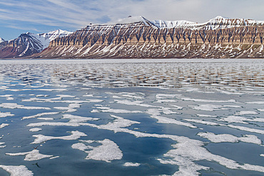 A view of Isfjorden (Ice fjord) on the western side of Spitsbergen Island in the Svalbard Archipelago, Norway.