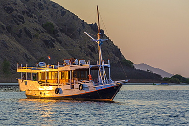 Typical Indonesia wooden boat, Sebayur Island, Komodo Island National Park, Indonesia, Southeast Asia, Asia