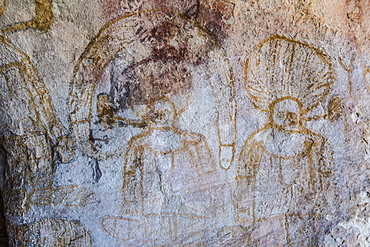 Aboriginal Wandjina cave artwork in sandstone caves at Bigge Island, Kimberley, Western Australia, Australia, Pacific