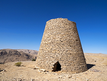 Jabal Hafeet beehive tombs, dating back thousands of years, Sultanate of Oman, Middle East