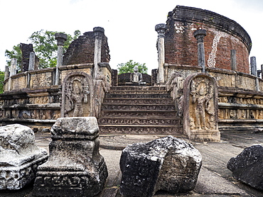 The Polonnaruwa Vatadage dating back to the Kingdom of Polonnaruwa, UNESCO World Heritage Site, Sri Lanka, Asia