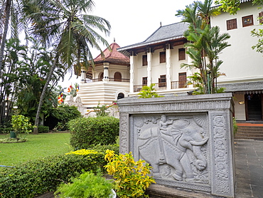 Sri Dalada Maligawa (Temple of the Sacred Tooth Relic), UNESCO World Heritage Site, Kandy, Sri Lanka, Asia