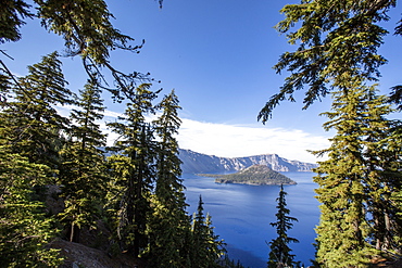 Wizard Island in Crater Lake, the deepest lake in the United States, Crater Lake National Park, Oregon, United States of America, North America