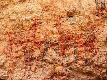 Rock art pictographs of the Cochimi people, Palmarito Cave, Sierra San Francisco, UNESCO World Heritage Site, Baja California Sur, Mexico, North America