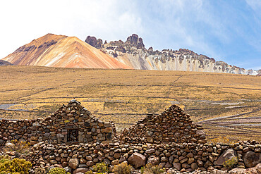 Abandoned village near Coqueza, a small town near the Thunupa Volcano, Salar de Uyuni, Bolivia, South America