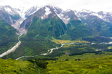 Flight seeing from Haines over the Fair-weather Range in Glacier Bay National Park, Southeast Alaska, USA.