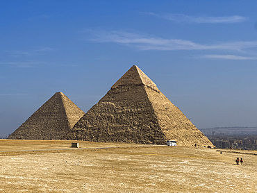 The Giza pyramid complex, UNESCO World Heritage Site, West Bank of the River Nile, near Cairo, Egypt, North Africa, Africa