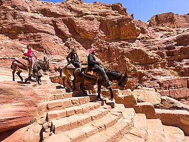 On the path to The Petra Monastery (Al Dayr), Petra Archaeological Park, UNESCO World Heritage Site, one of the New Seven Wonders of the World, Petra, Jordan, Middle East