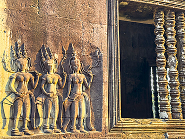 Angkor Wat, UNESCO World Heritage Site, a Hindu-Buddhist temple complex near Siem Reap, Cambodia, Indochina, Southeast Asia, Asia