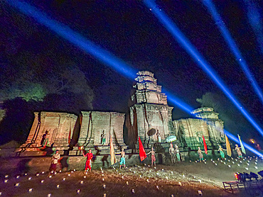 Apsara dancers performing in the Prasat Kravan Temple, dedicated to Vishnu in 921, during dinner, Angkor, Cambodia, Indochina, Southeast Asia, Asia