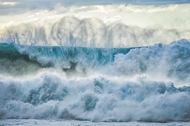 Huge waves crashing near the shores of Oahu, Oahu, Hawaii, United States of America