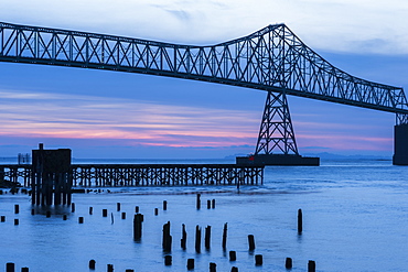 Dusk descends at the Astoria-Megler Bridge, Astoria, Oregon, United States of America