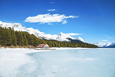 Jasper National Park in winter, Alberta, Canada